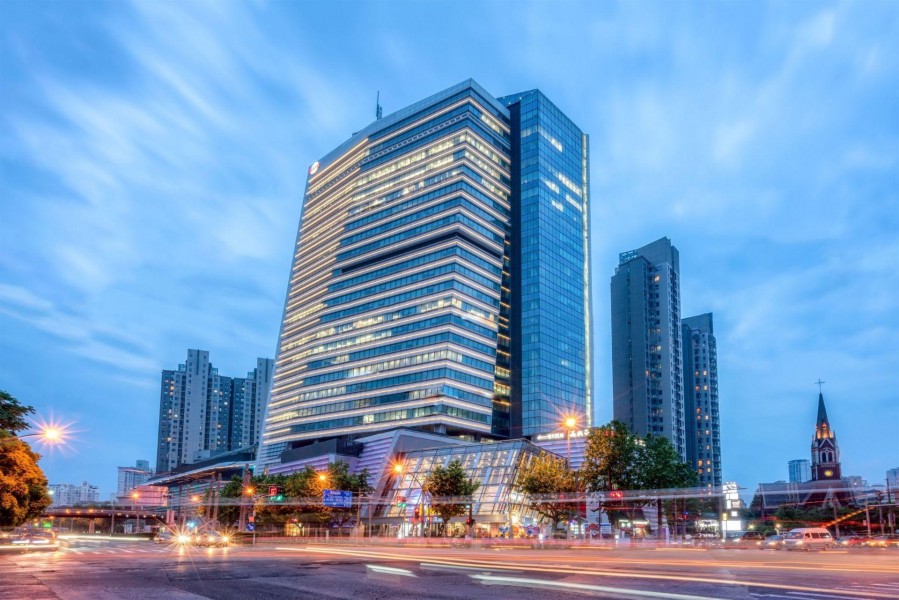 长宁八八中心外立面