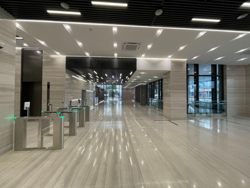 普陀创新大厦(国企楼盘)大堂