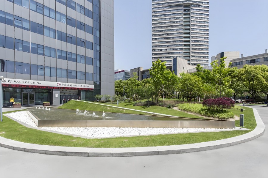 新漕河泾国际商务中心（国企楼盘）外立面