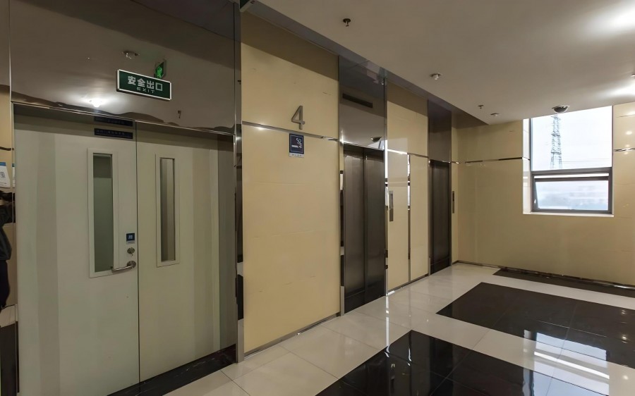 星联科研大厦（国企楼盘）电梯厅