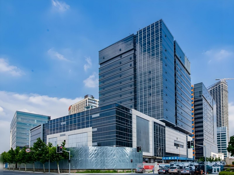 东航滨江中心（国企楼盘）外立面
