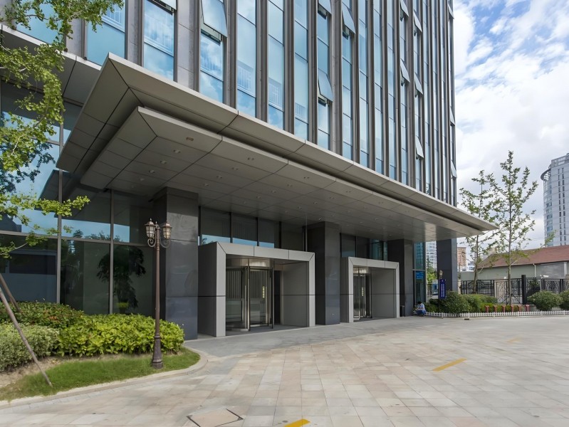 建工汇豪商务广场（国企楼盘）外立面