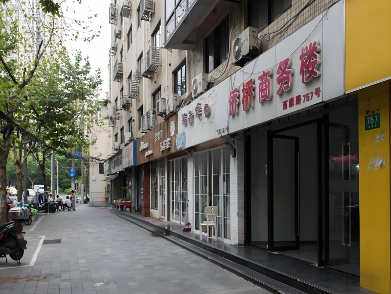 侨桥商务楼外立面