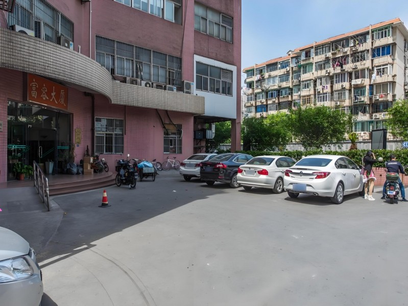 富容大厦外立面