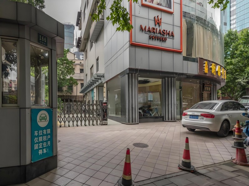 泛太平洋大厦：24小时独立空调外立面