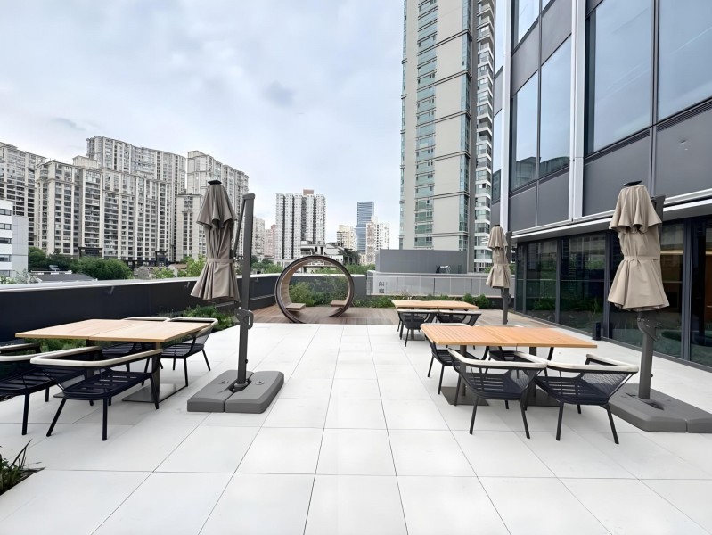 吉宝静安中心露台