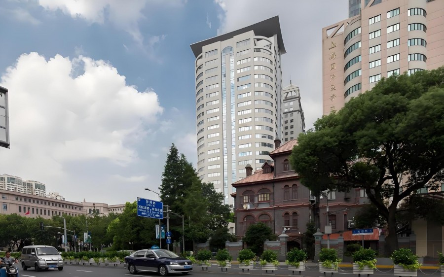 国立大厦（国企楼盘）外立面