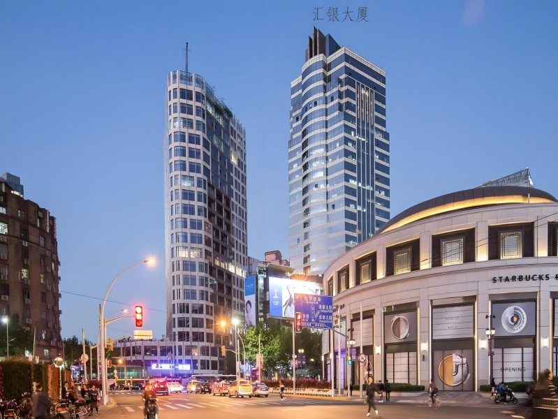 汇银大厦：24小时独立空调：外立面
