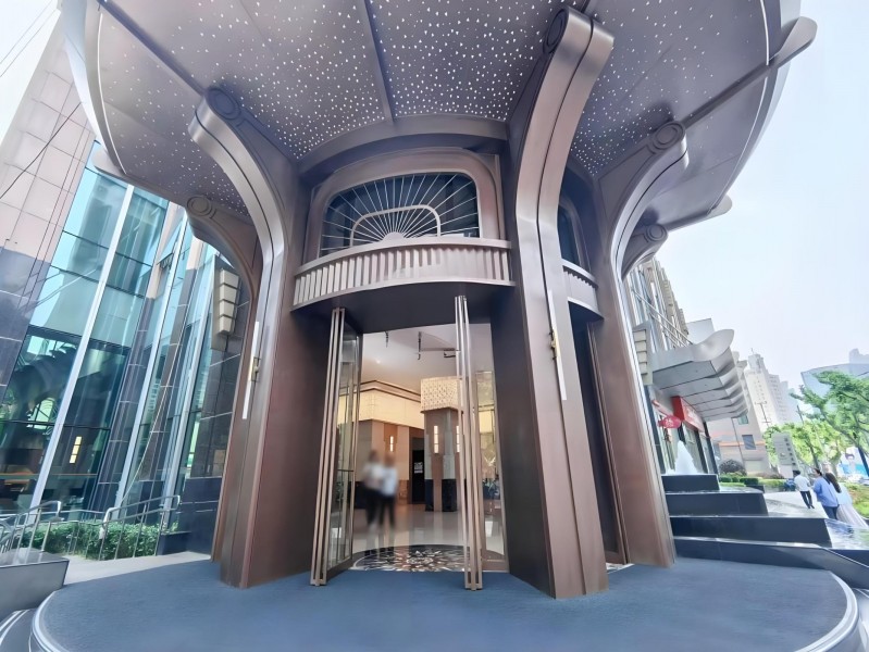 晶采世纪大厦外立面