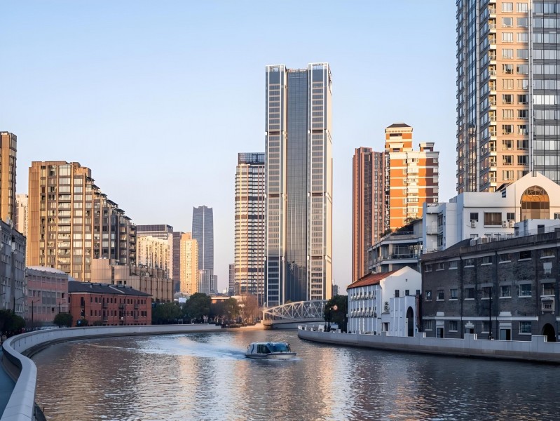 苏河湾中心（租售中）外立面