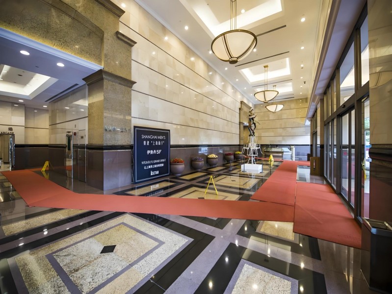 梅龙镇广场大堂