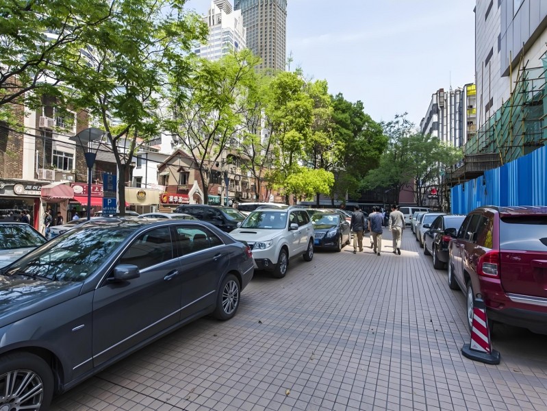 金鹰国际购物中心(上海店)写字楼外立面