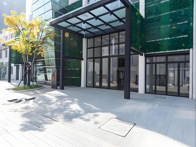 宏慧视界BOX（国企参股楼盘）外立面