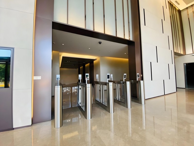 上海静安华发中心（国企楼盘）大堂