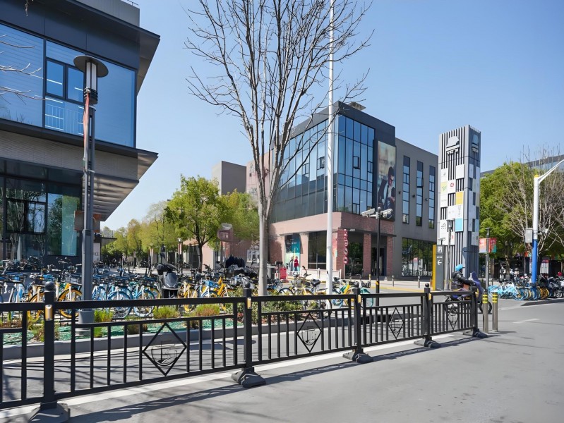 大宁中心广场三期（国企参股楼盘）外立面