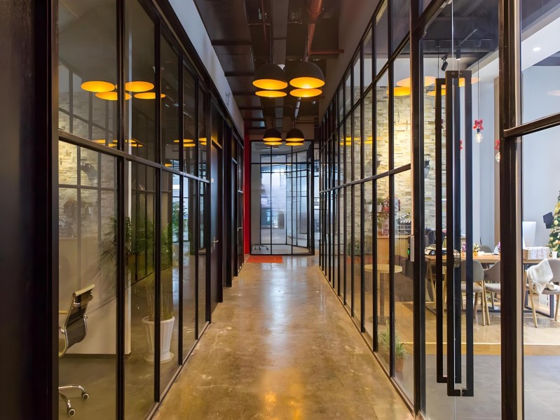 云仓891创意产业园走廊