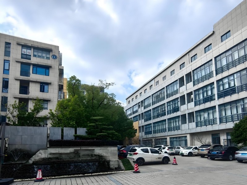 龙软万荣信息科技产业园外立面