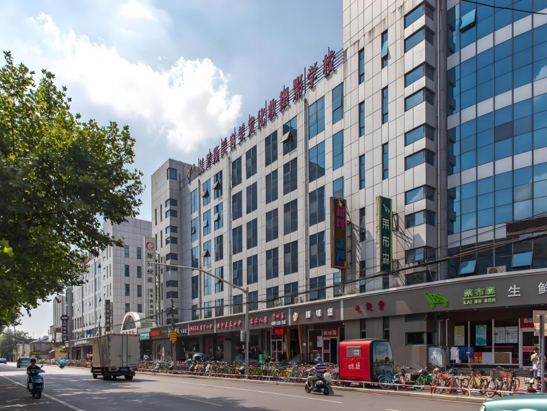 巨丰商务广场外立面