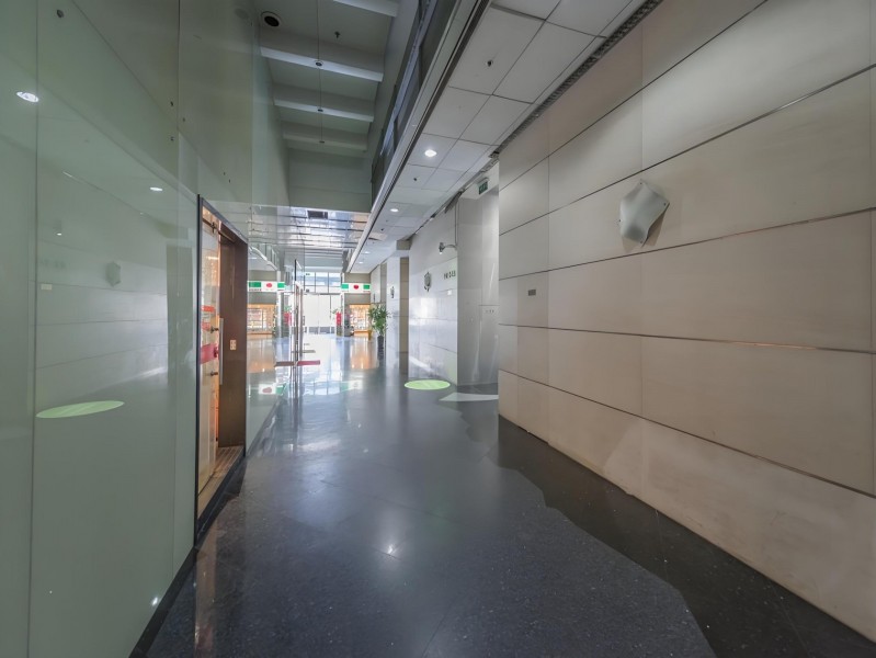 上海现代交通商务大厦电梯厅