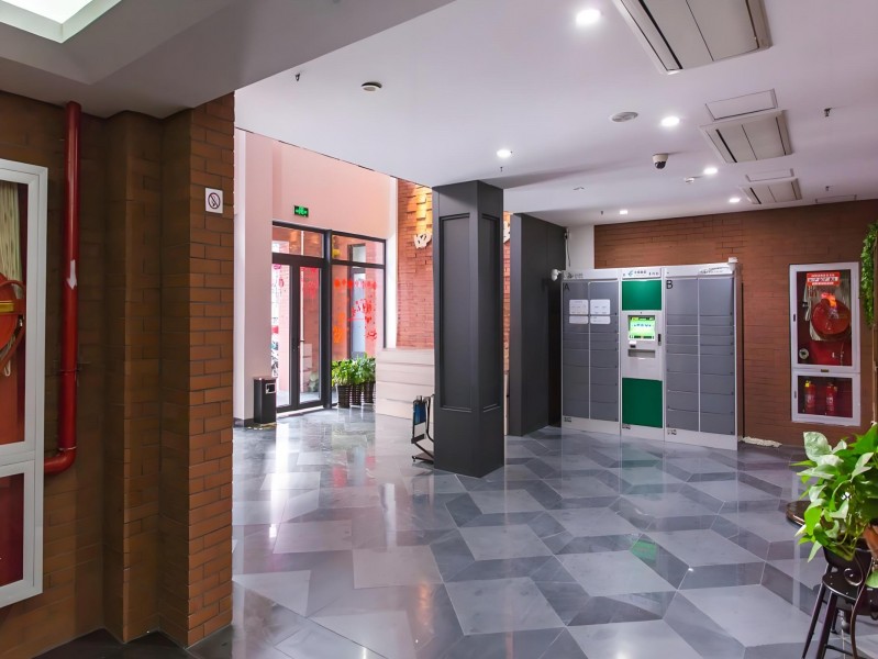 四行天地（国企楼盘）电梯厅