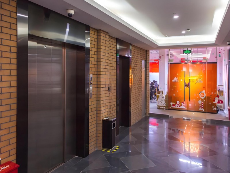 四行天地（国企楼盘）电梯厅