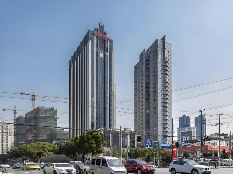 长泰企业天地广场外立面