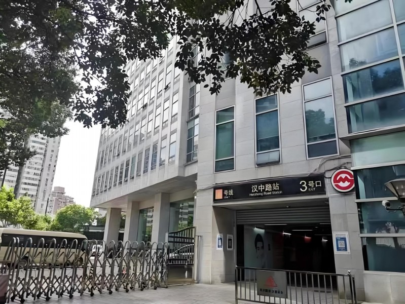 地铁恒通大厦外立面