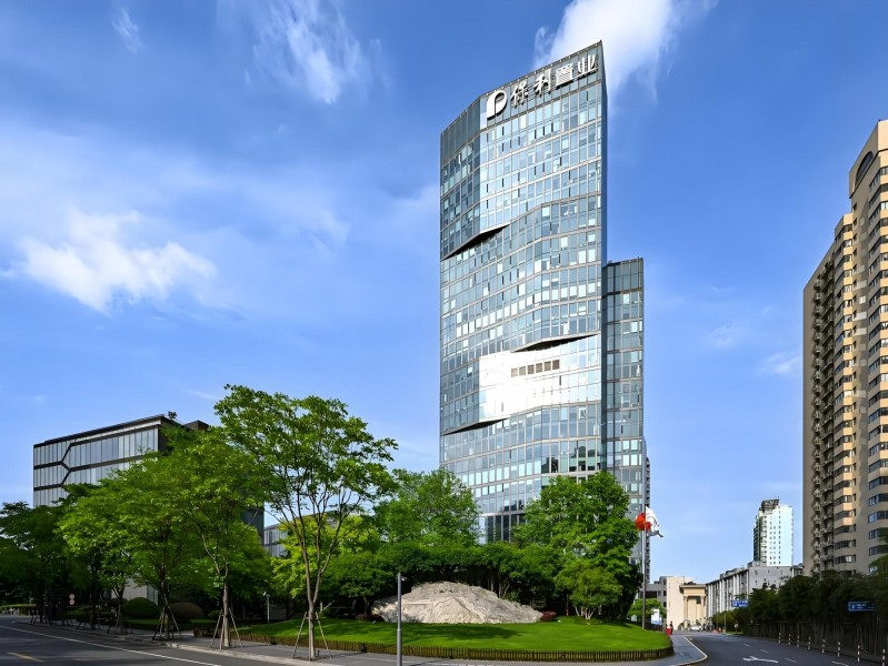 保利广场（国企楼盘）外立面