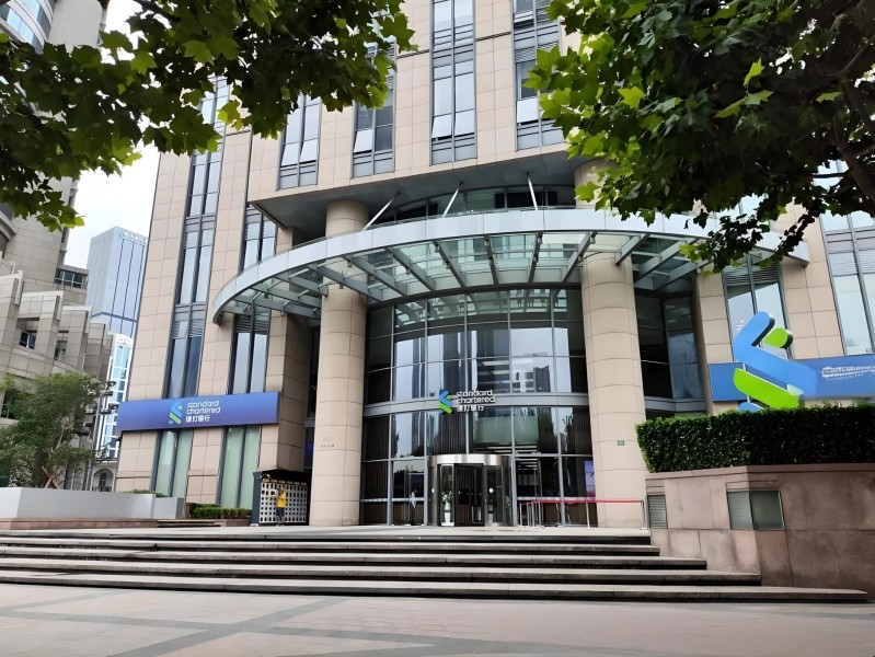 渣打银行大厦：24小时独立空调外立面