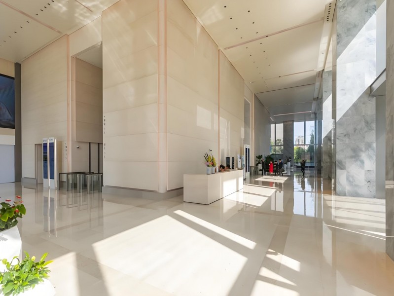 中国人寿金融中心（国企楼盘）大堂