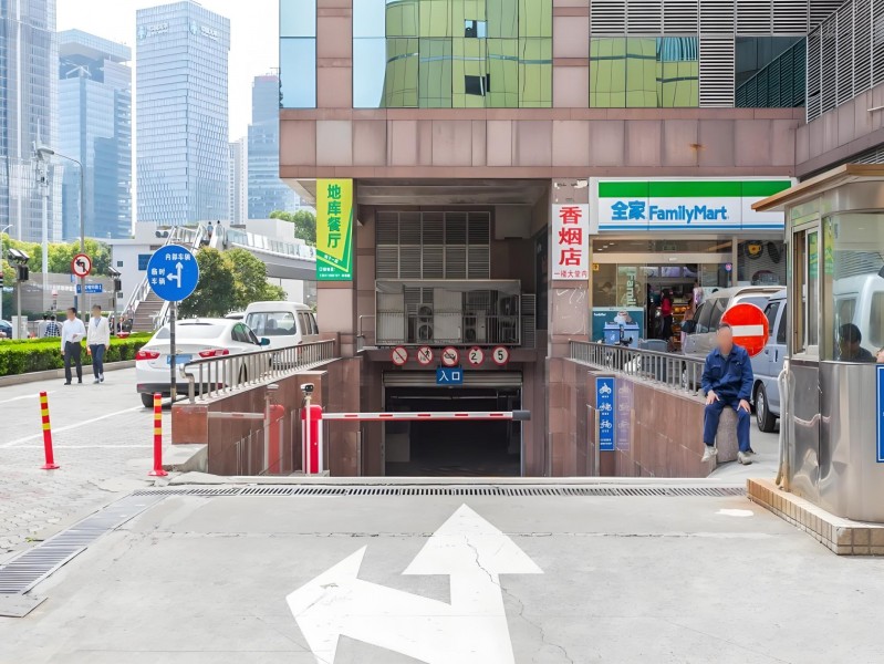 华能联合大厦（租售中）外立面