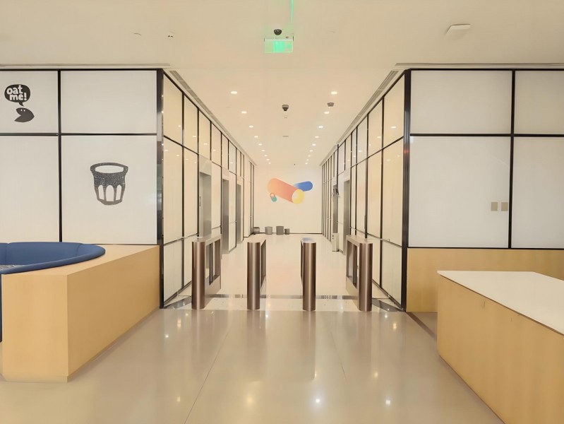 陆家嘴富汇大厦电梯厅