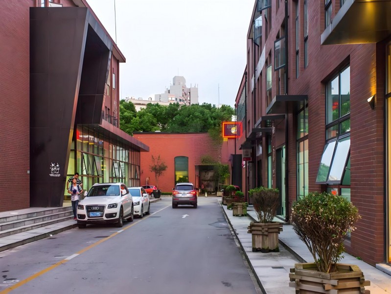 波特营创意园：24小时独立空调外立面