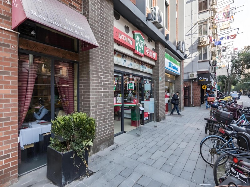 弘基创邑国际园外立面