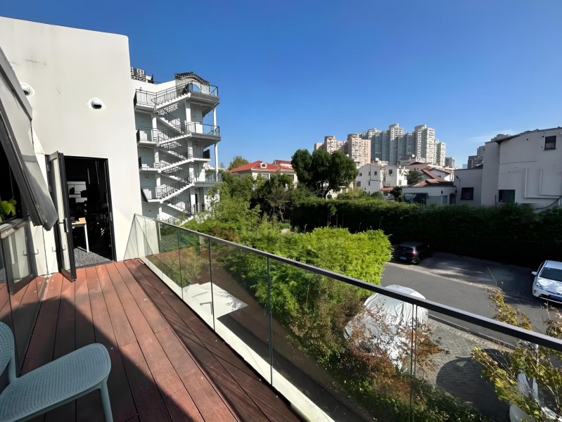 愚园里创意园外立面