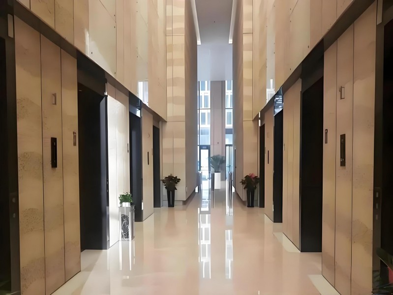 古北国际财富中心二期（国企楼盘）电梯厅