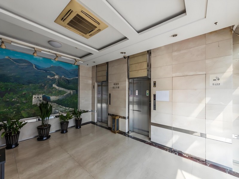 海盈金圣商务楼外立面