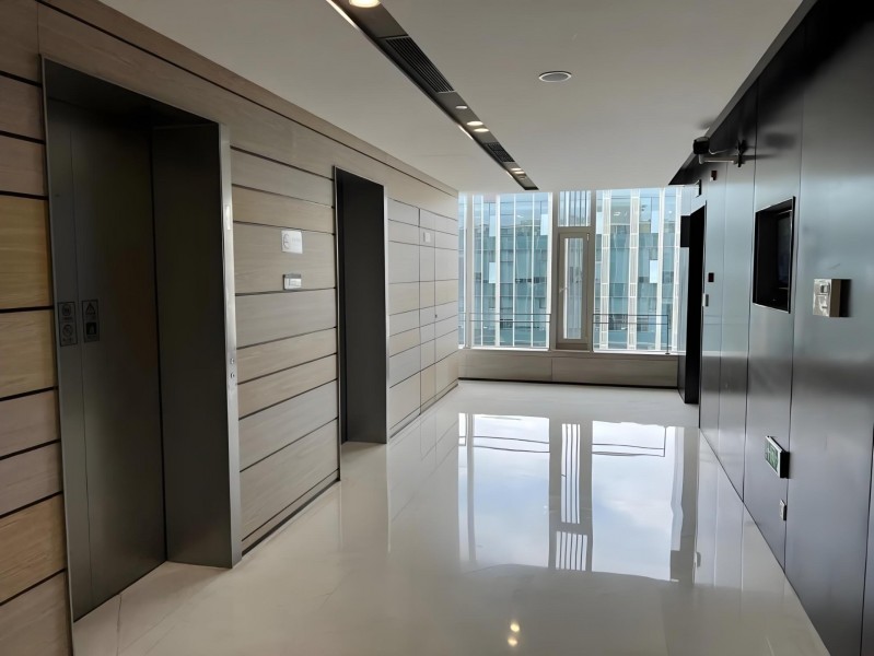 IBP国际商务花园二期：24小时独立空调（国企楼盘）电梯厅