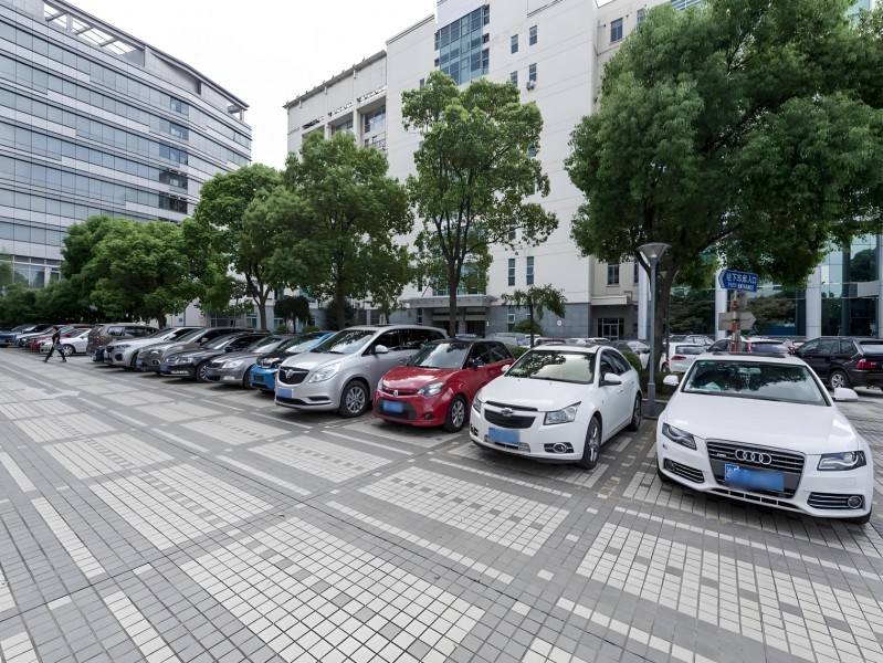 鑫达商务楼外立面