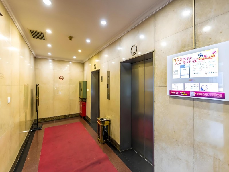 玉嘉大厦电梯厅