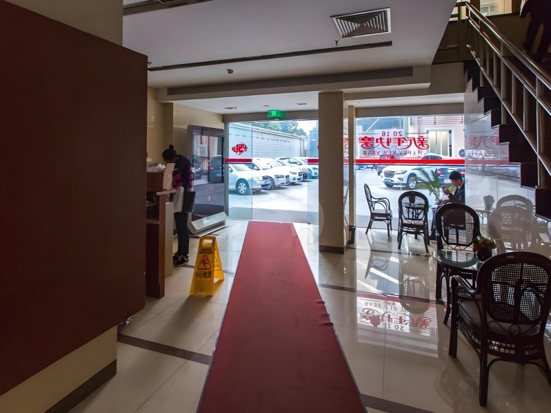 英达方商务楼大堂