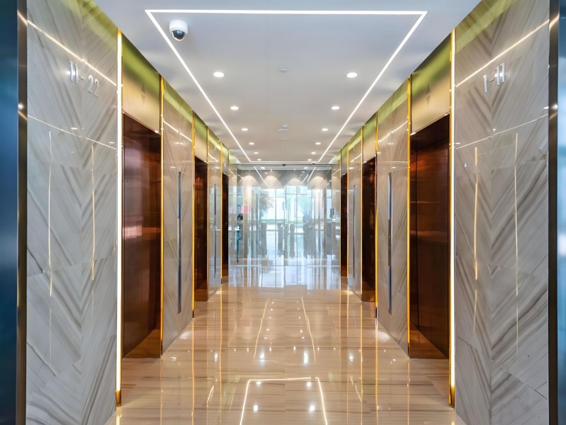 新城控股大厦电梯厅