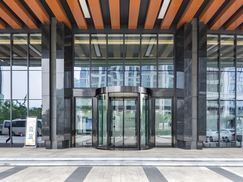 新城控股大厦外立面