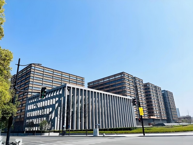 尚鸿商务中心外立面