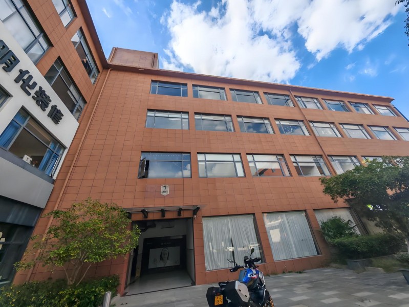 同普1359创意园区外立面