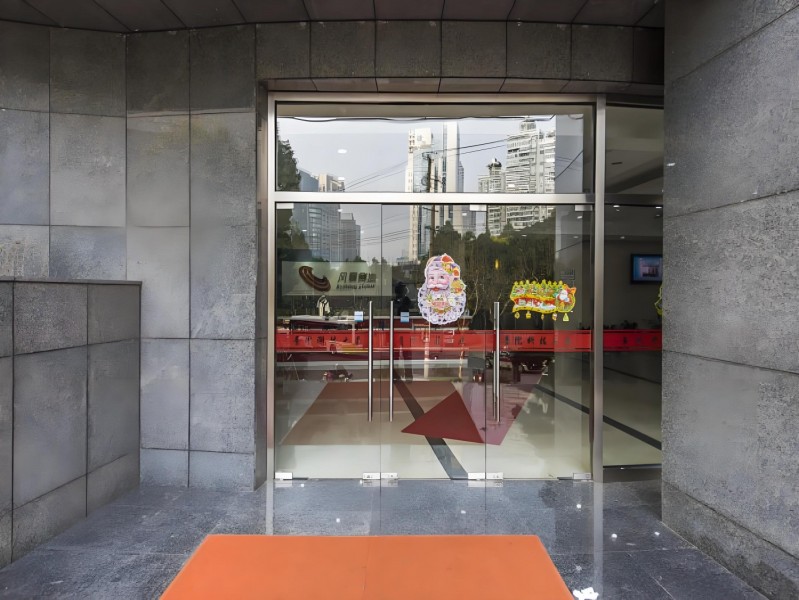 普陀科技大厦外立面