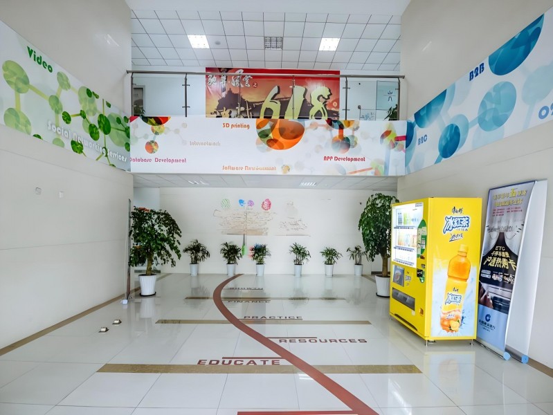 麦腾创业天地大堂