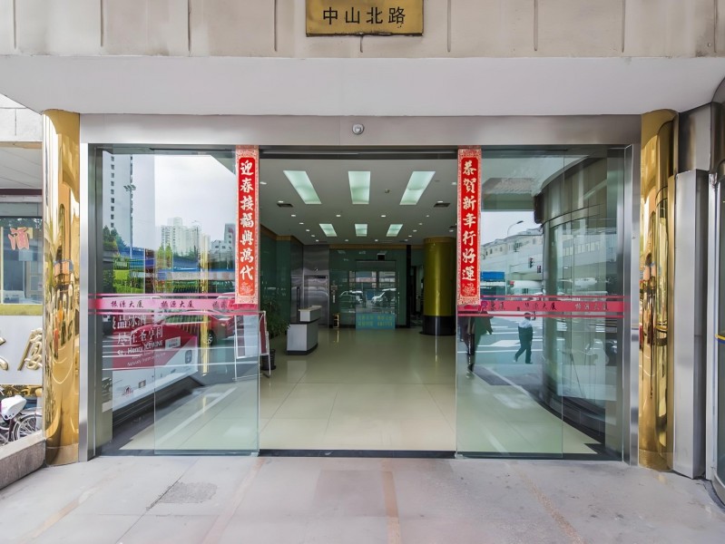 振源大厦外立面