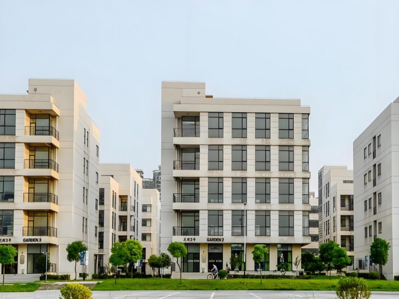 现代城市购物花园外立面