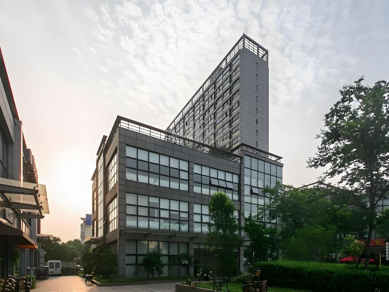 李子园商务区外立面